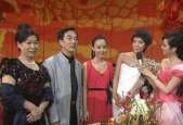2010春晚小姐姐,2010年春晚的青春风采